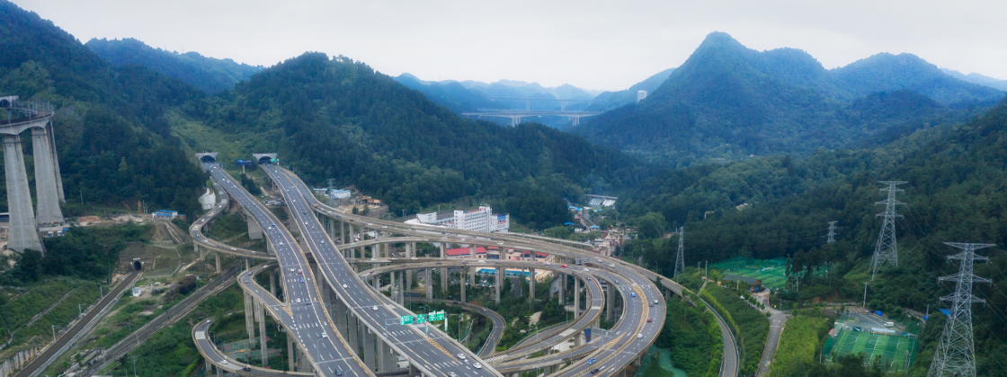 Puentes de conducción curveados